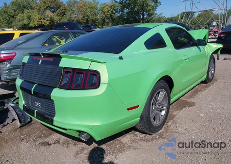2013 Ford Mustang из США, поврежденный, VIN 1ZVBP8AM9D5201048